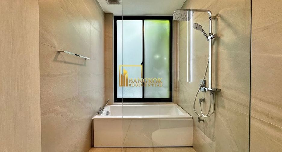 For sale 5 bedrooms house in Saphan Sung, Bangkok