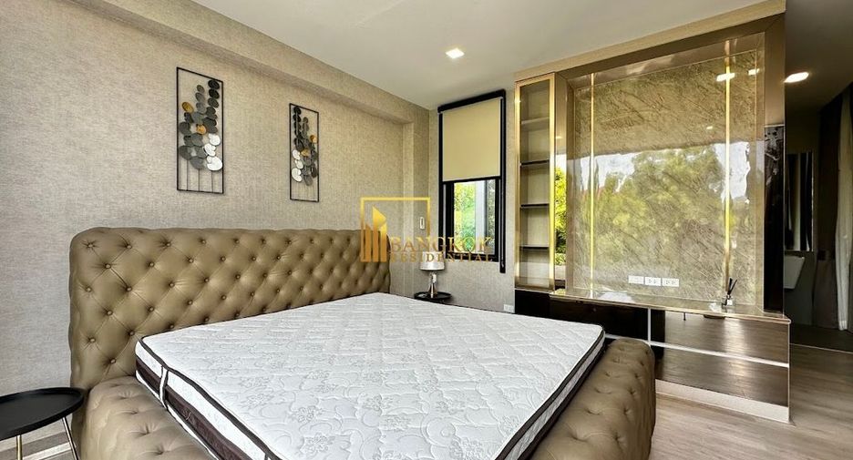 For sale 5 bedrooms house in Saphan Sung, Bangkok
