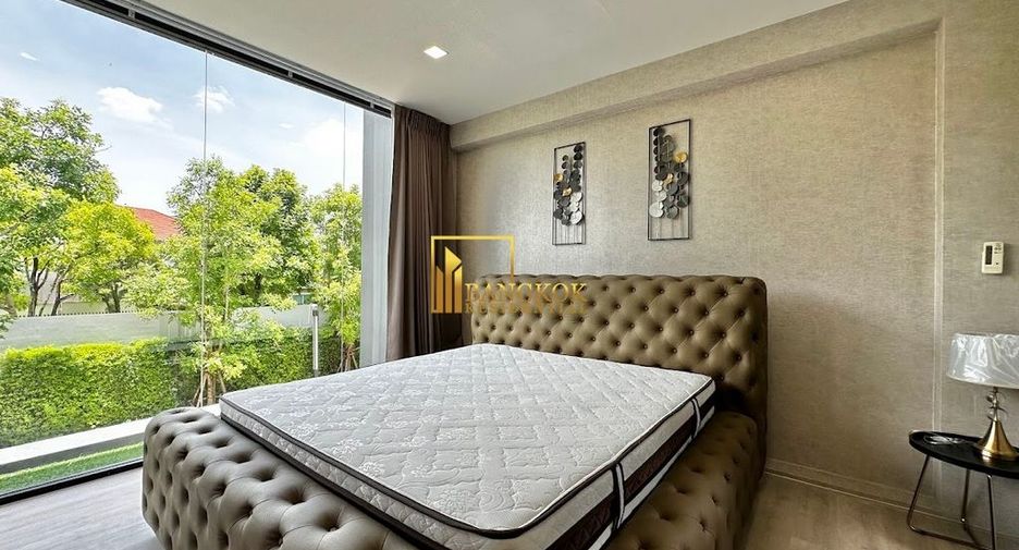 For sale 5 bedrooms house in Saphan Sung, Bangkok
