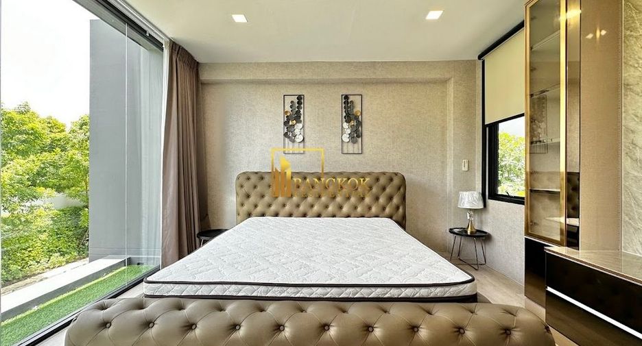 For sale 5 bedrooms house in Saphan Sung, Bangkok