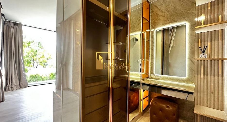 For sale 5 bedrooms house in Saphan Sung, Bangkok