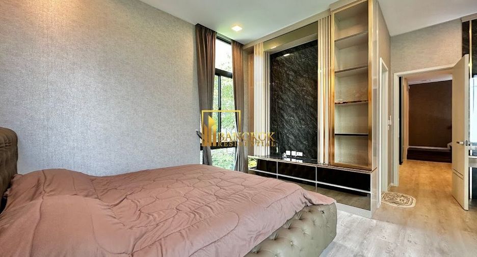 For sale 5 bedrooms house in Saphan Sung, Bangkok
