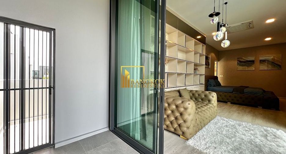 For sale 5 bedrooms house in Saphan Sung, Bangkok