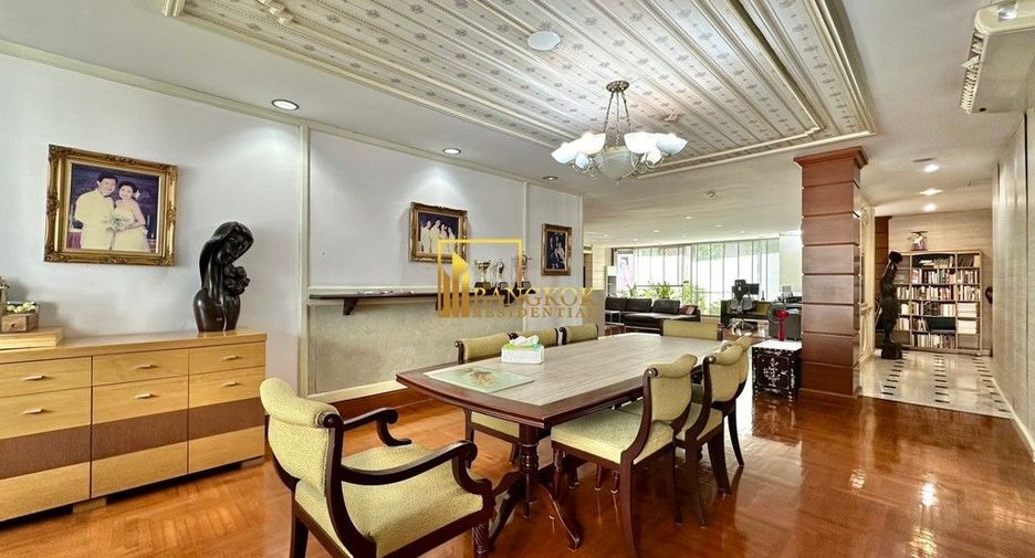 Condo en venta de 4 habitaciones en Khlong Toei, Bangkok