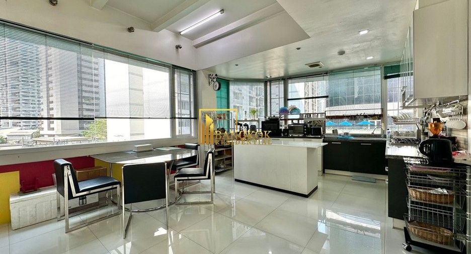Condo en venta de 4 habitaciones en Khlong Toei, Bangkok