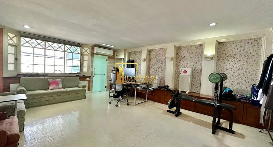Condo en venta de 4 habitaciones en Khlong Toei, Bangkok