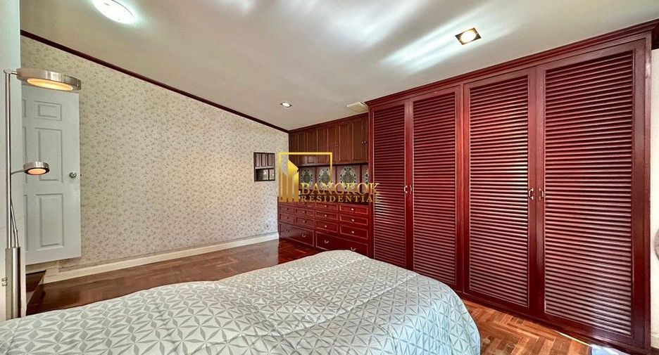 Condo en venta de 4 habitaciones en Khlong Toei, Bangkok