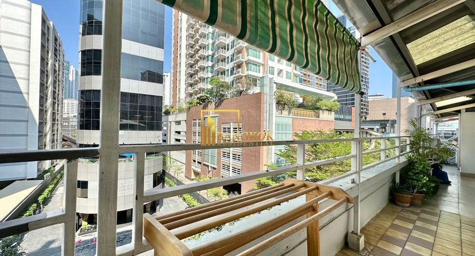 Condo en venta de 4 habitaciones en Khlong Toei, Bangkok