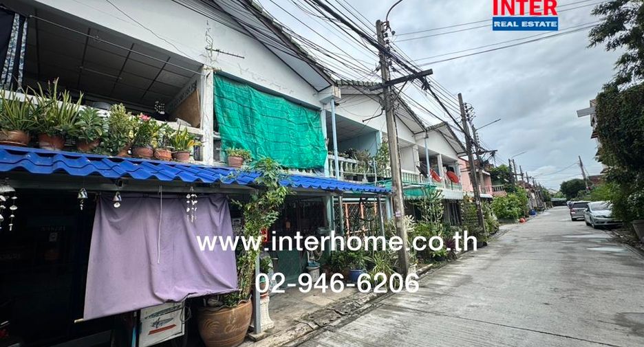 For sale 2 bedrooms townhouse in Sai Mai, Bangkok