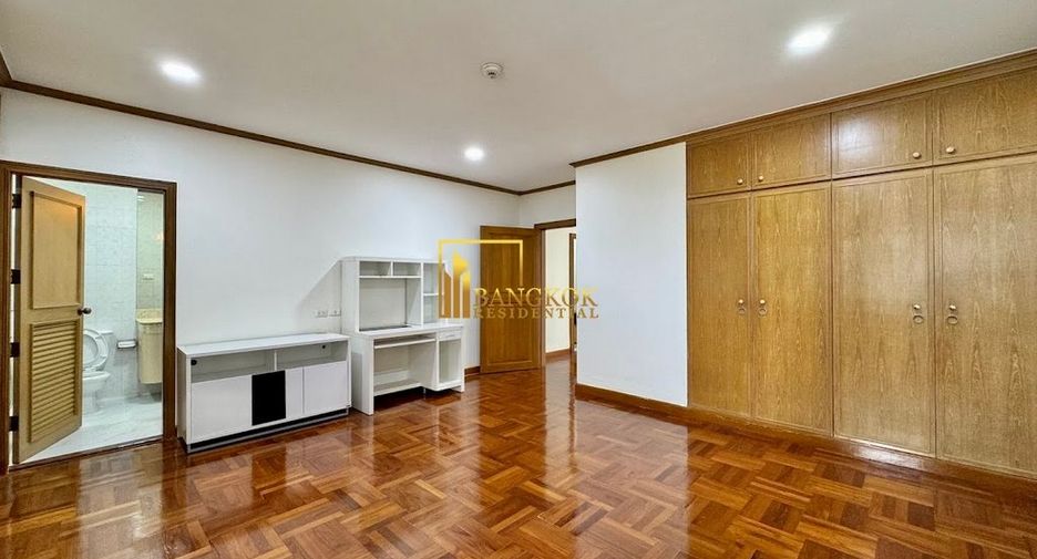 Wohnung zur Miete und zum Kauf mit 3 Zimmer in Watthana, Bangkok