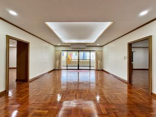 Wohnung zur Miete und zum Kauf mit 3 Zimmer in Watthana, Bangkok