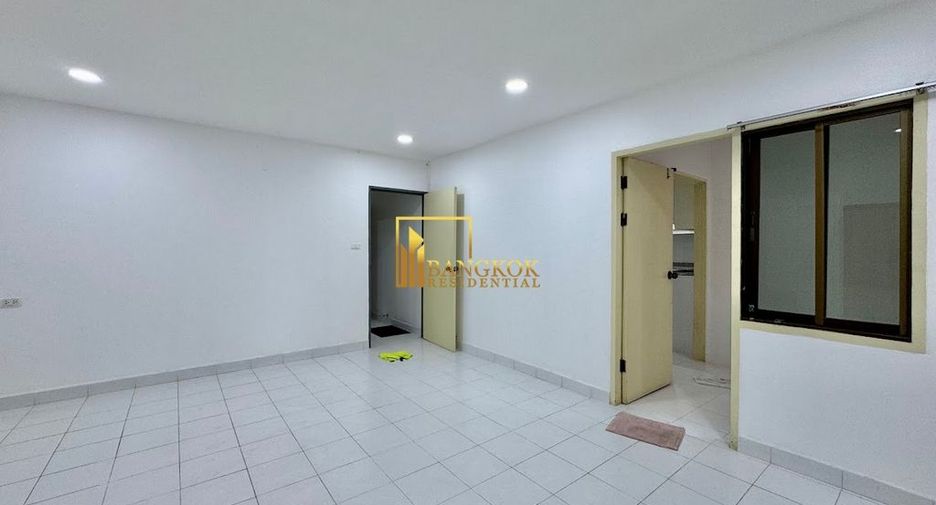 Wohnung zur Miete und zum Kauf mit 3 Zimmer in Watthana, Bangkok