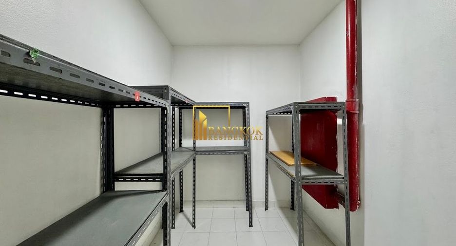Wohnung zur Miete und zum Kauf mit 3 Zimmer in Watthana, Bangkok