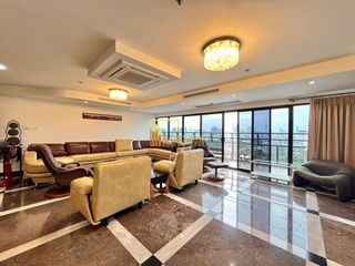 Wohnung zum Kauf mit 4 Zimmer in Sathon, Bangkok