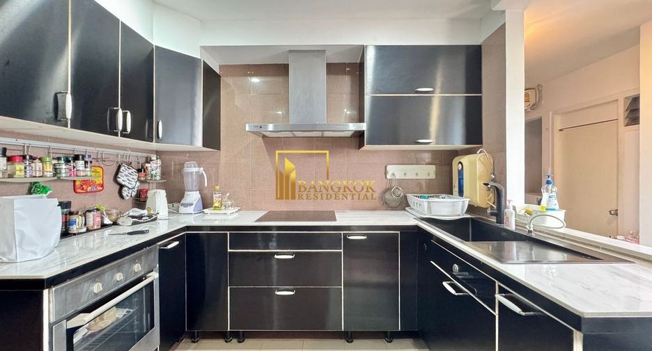 Wohnung zum Kauf mit 4 Zimmer in Sathon, Bangkok