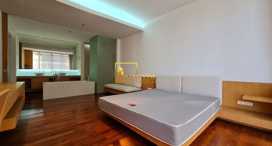 For rent and for sale 2 bedrooms condo in Khlong Toei, Bangkok