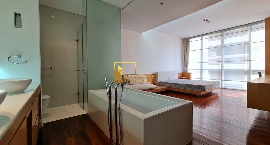 For rent and for sale 2 bedrooms condo in Khlong Toei, Bangkok