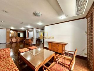 Condo en alquiler y en venta de 4 habitaciones en Watthana, Bangkok