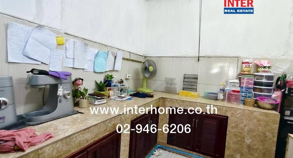 For sale 3 bedrooms townhouse in Nong Khaem, Bangkok