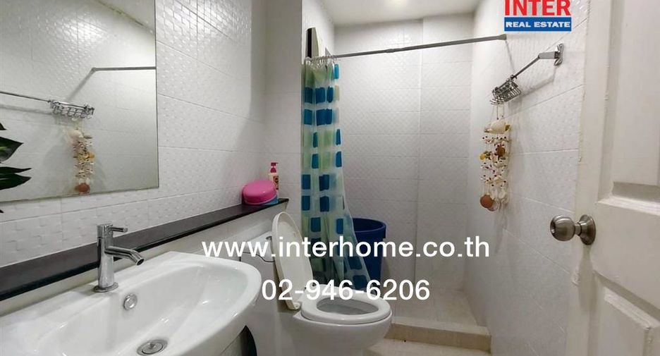 For sale 3 bedrooms townhouse in Nong Khaem, Bangkok