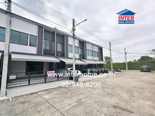 Casa adosada en venta de 3 habitaciones en Mueang Pathum Thani, Pathum Thani