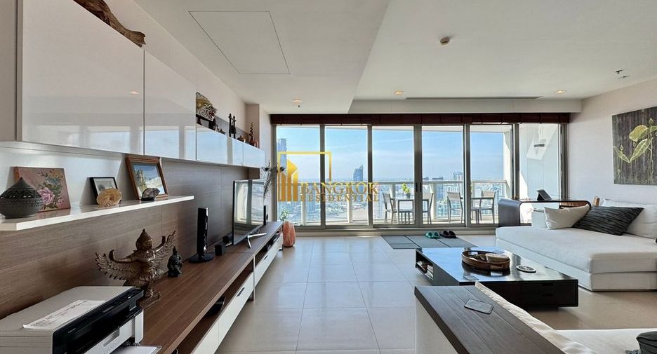 For rent and for sale 3 bedrooms condo in Sathon, Bangkok