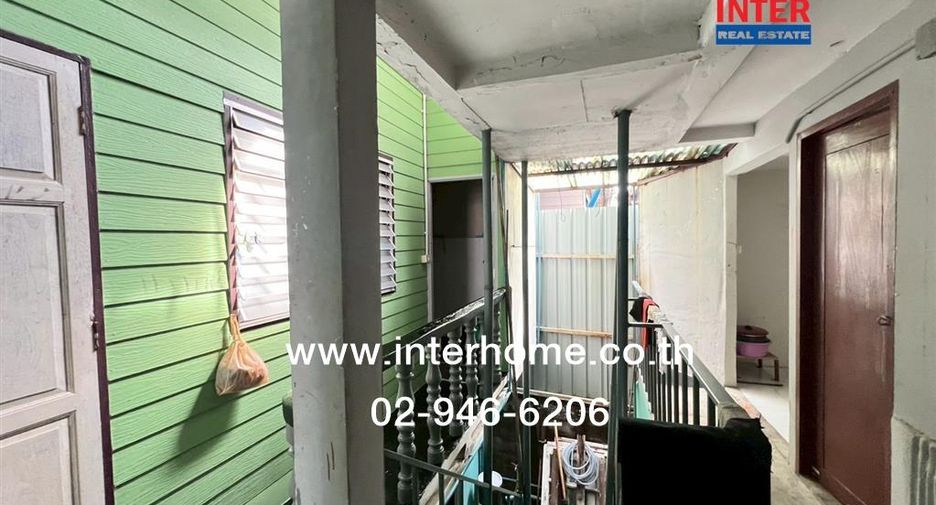 For sale 12 bedrooms retail Space in Khlong San, Bangkok