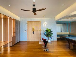 Condo en alquiler y en venta de 4 habitaciones en Watthana, Bangkok