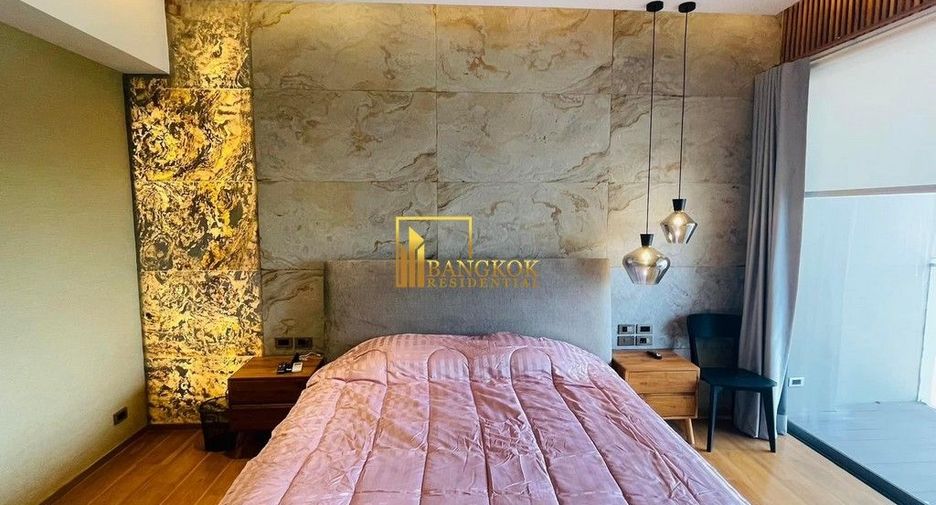 Condo en alquiler y en venta de 4 habitaciones en Watthana, Bangkok