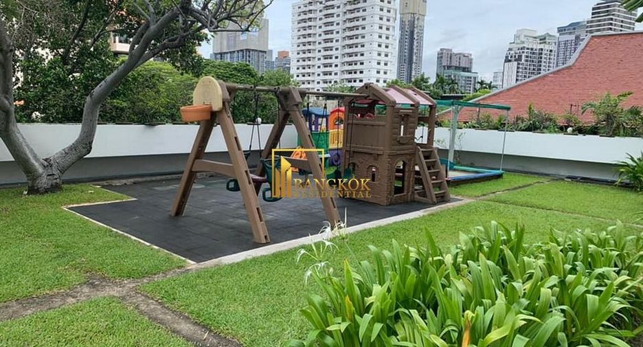 Condo en alquiler y en venta de 4 habitaciones en Watthana, Bangkok