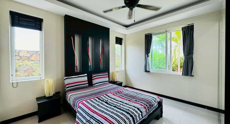 For rent 4 bedrooms house in Bang Lamung, Chonburi