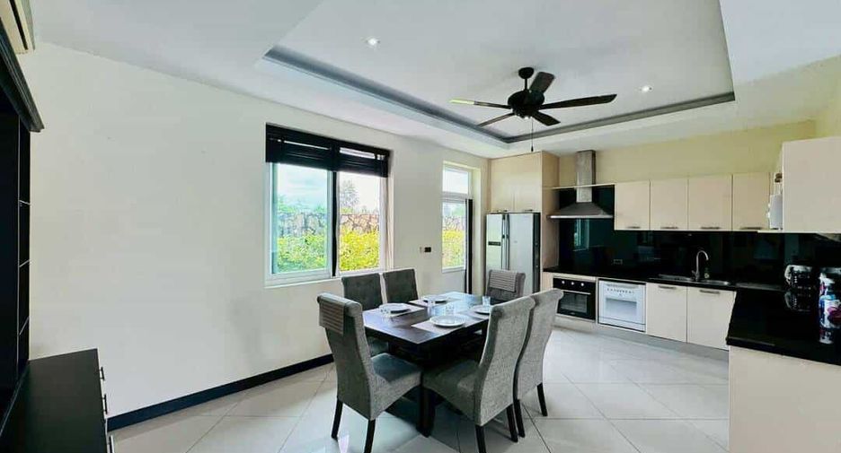 For rent 4 bedrooms house in Bang Lamung, Chonburi