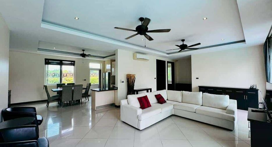 For rent 4 bedrooms house in Bang Lamung, Chonburi