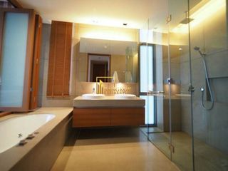 Wohnung zur Miete und zum Kauf mit 2 Zimmer in Sathon, Bangkok