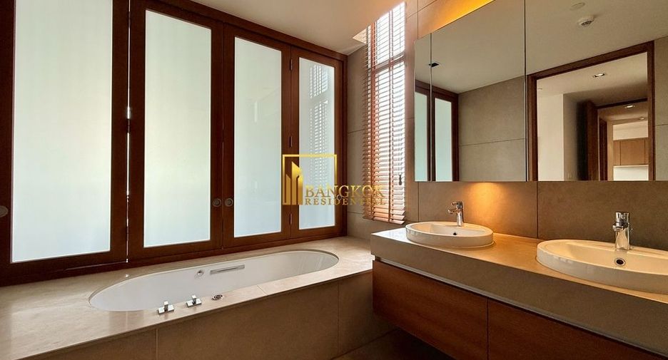 For rent and for sale 2 bedrooms condo in Sathon, Bangkok