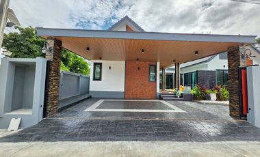 Villa zum Kauf mit 3 Zimmer in Bang Lamung, Chonburi