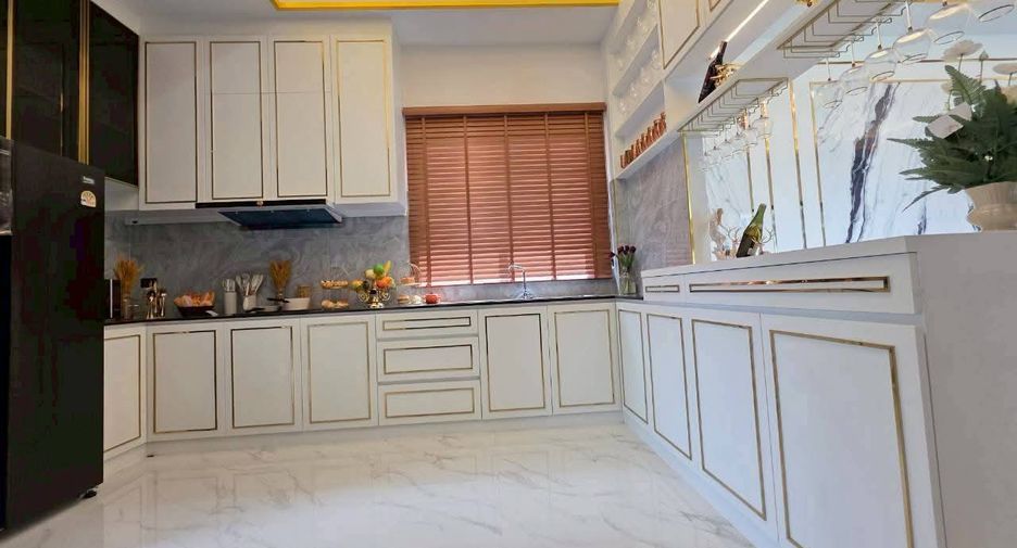 For sale 3 bedrooms villa in Bang Lamung, Chonburi