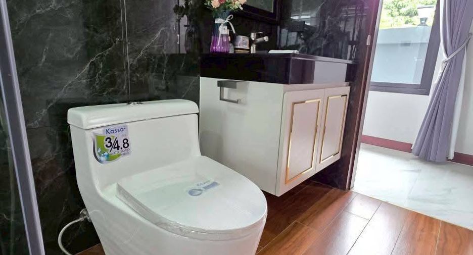 For sale 3 bedrooms villa in Bang Lamung, Chonburi