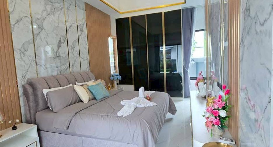 For sale 3 bedrooms villa in Bang Lamung, Chonburi