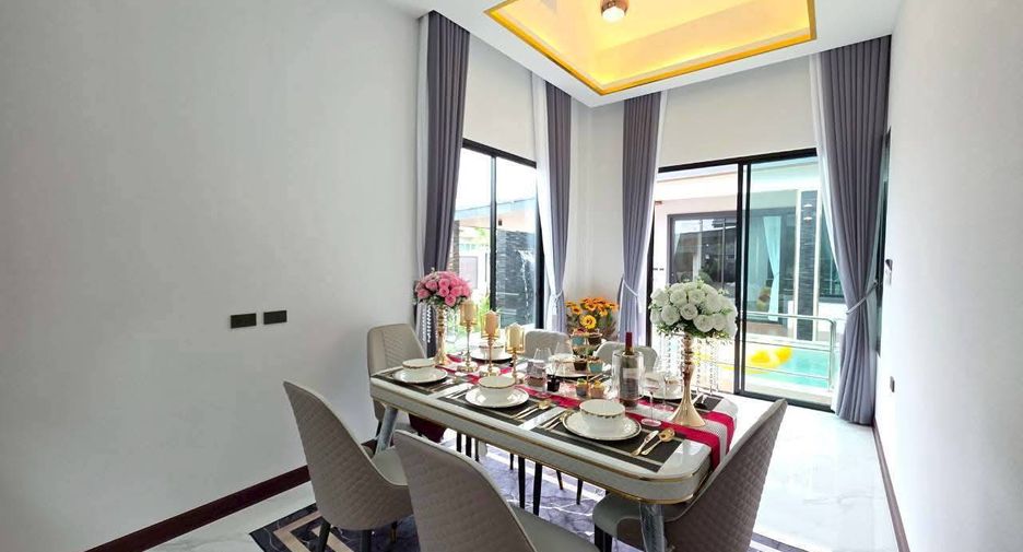 For sale 3 bedrooms villa in Bang Lamung, Chonburi