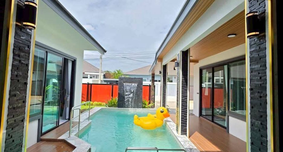 For sale 3 bedrooms villa in Bang Lamung, Chonburi
