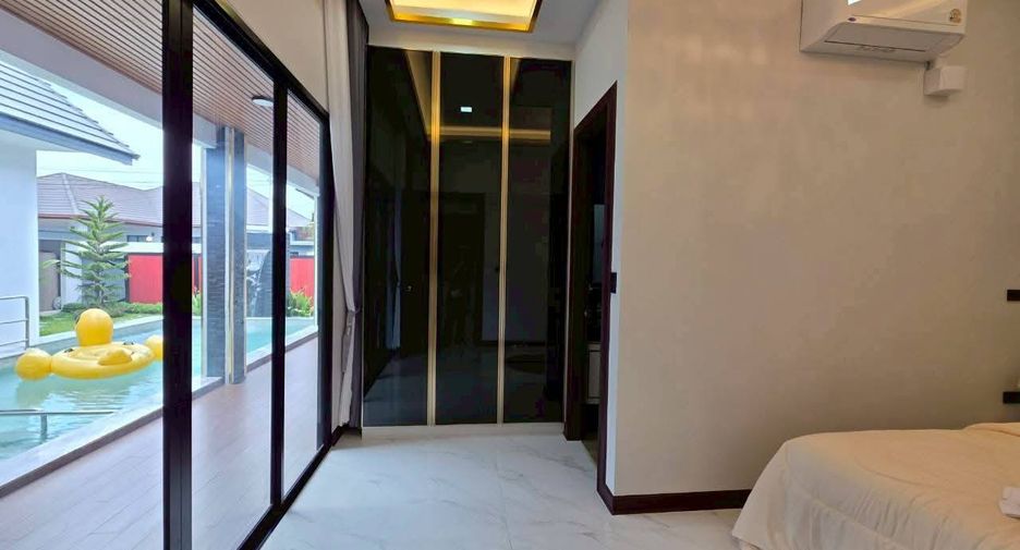 For sale 3 bedrooms villa in Bang Lamung, Chonburi