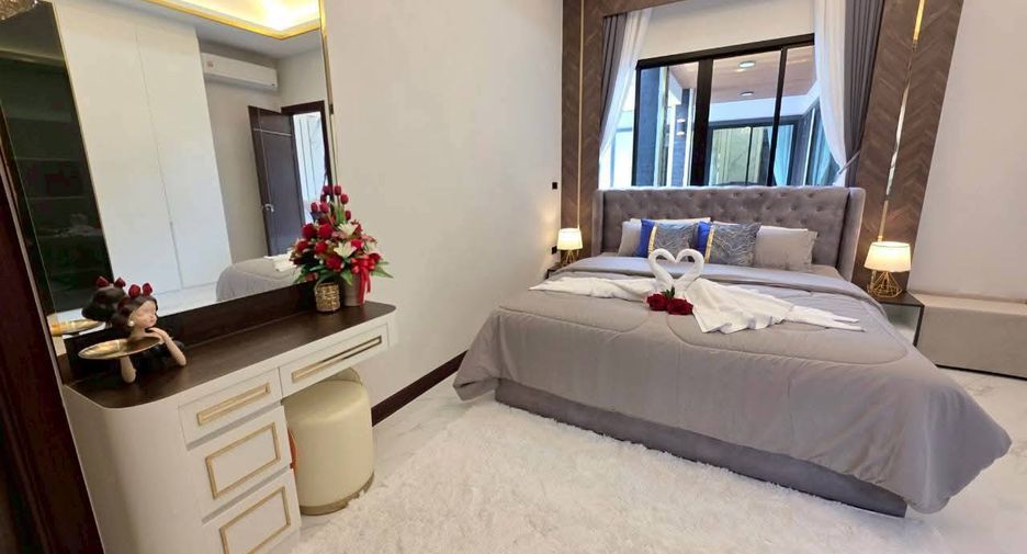 For sale 3 bedrooms villa in Bang Lamung, Chonburi