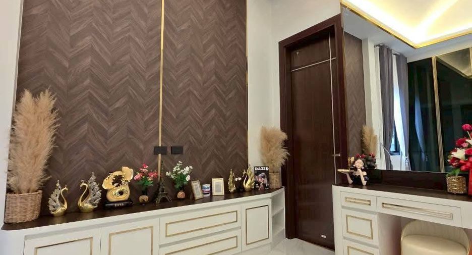 For sale 3 bedrooms villa in Bang Lamung, Chonburi
