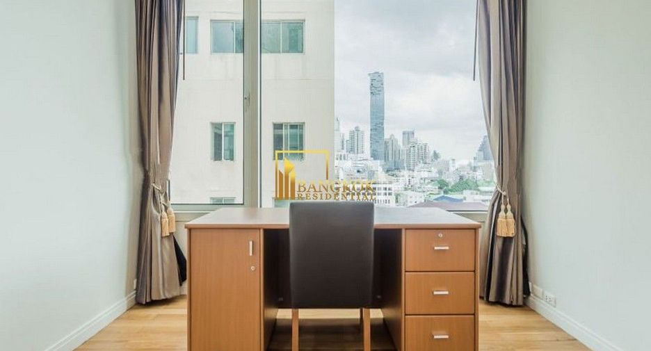 Condo en alquiler y en venta de 3 habitaciones en Sathon, Bangkok