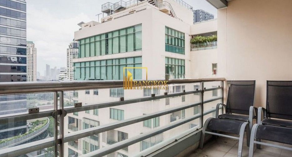 Condo en alquiler y en venta de 3 habitaciones en Sathon, Bangkok