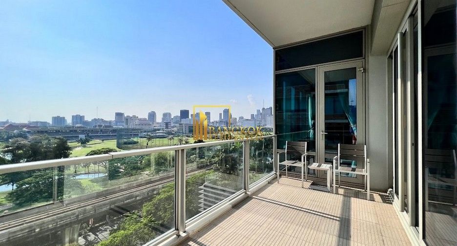For rent and for sale 2 bedrooms condo in Pathum Wan, Bangkok