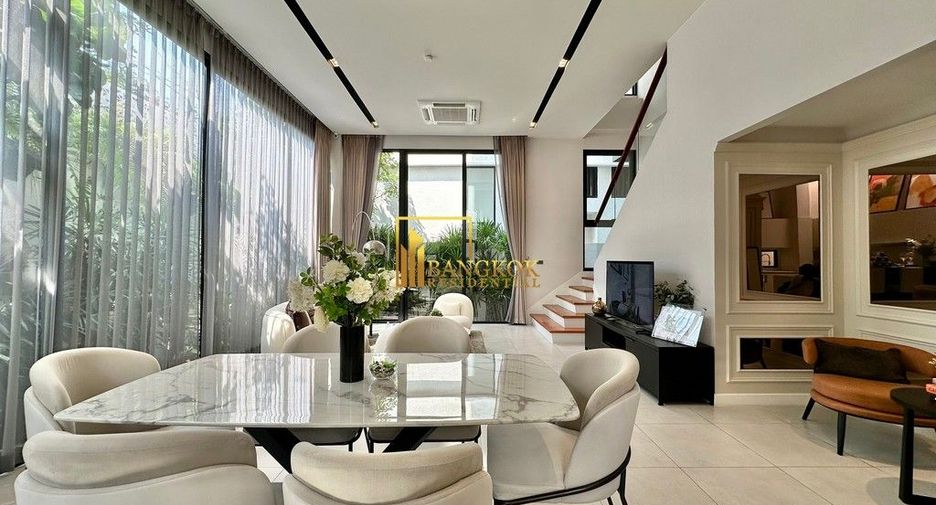 For sale 4 bedrooms house in Bang Kapi, Bangkok