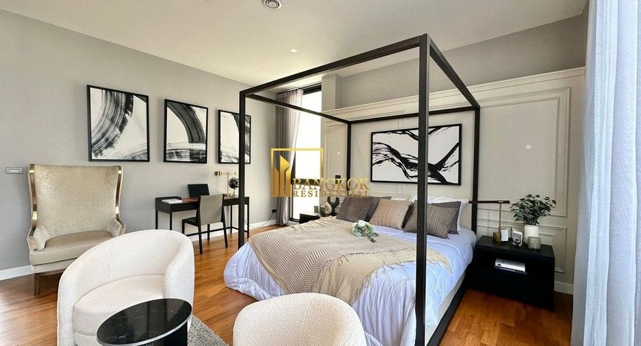For sale 4 bedrooms house in Bang Kapi, Bangkok