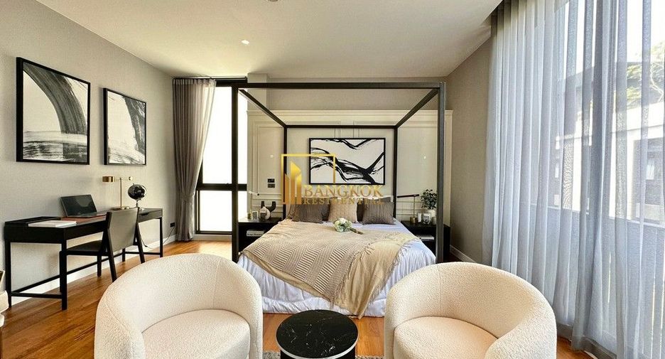 For sale 4 bedrooms house in Bang Kapi, Bangkok